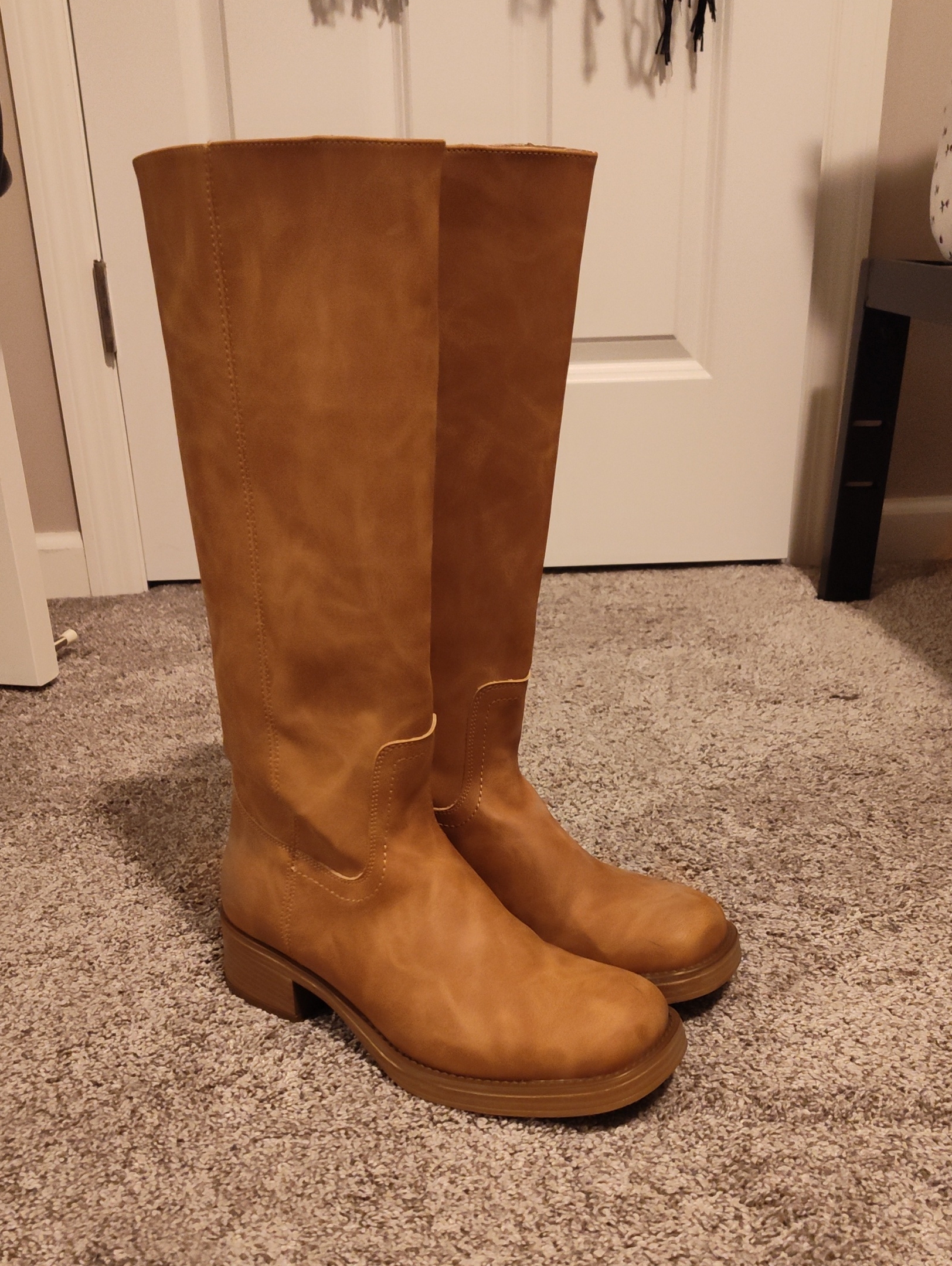 Steve Madden Riggs Boots Millena Tan